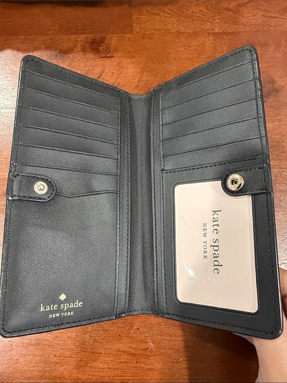 kate spade Two-Tone Black and Beige Bifold Zip Wallet - Picture 4 of 6